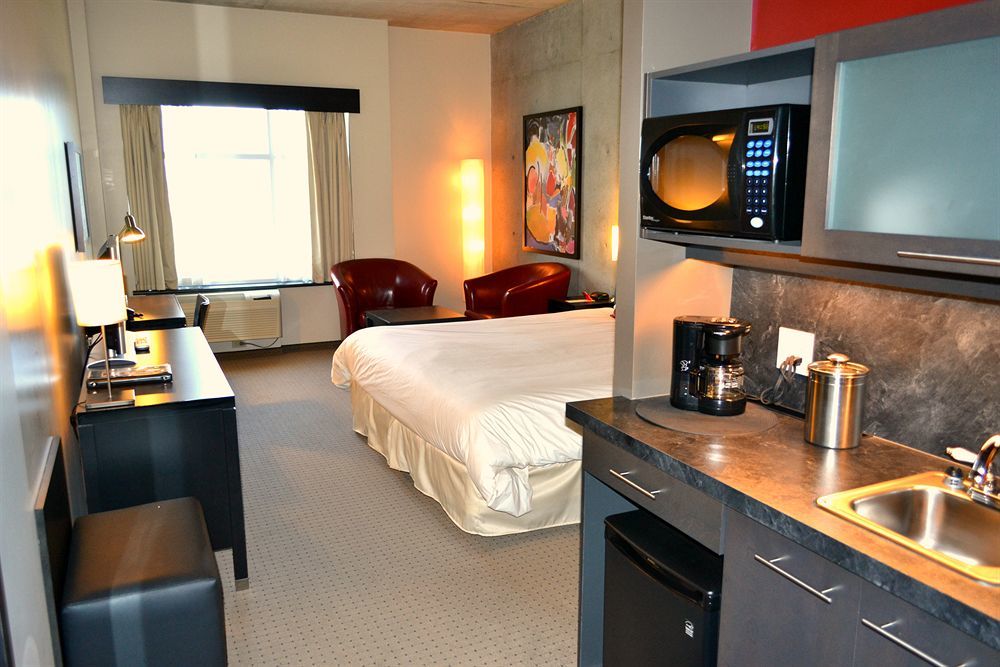 Grand Times Hotel - Aeroport De Quebec Εξωτερικό φωτογραφία