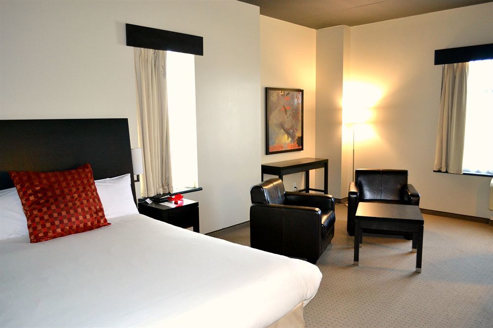 Grand Times Hotel - Aeroport De Quebec Εξωτερικό φωτογραφία