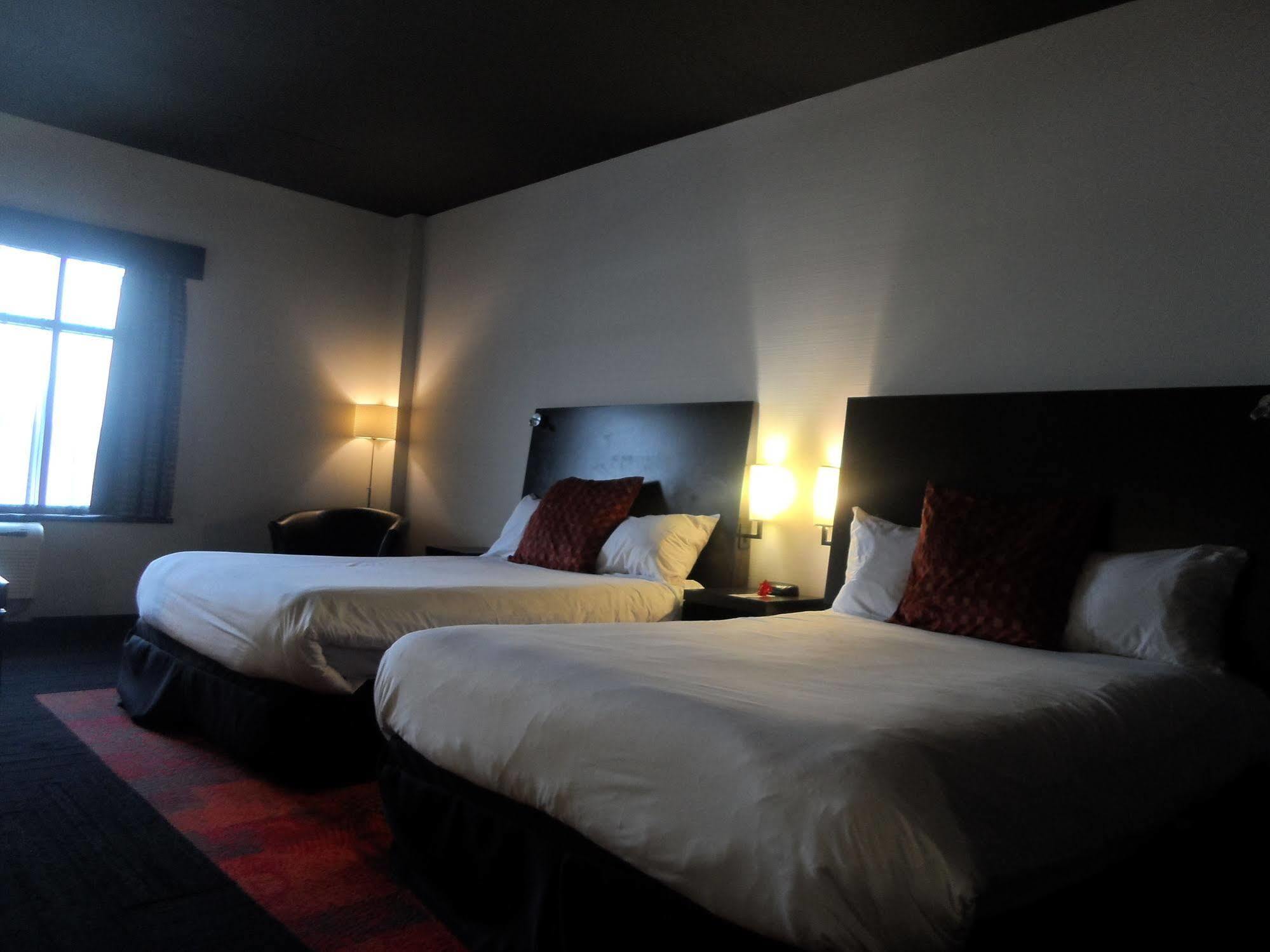 Grand Times Hotel - Aeroport De Quebec Εξωτερικό φωτογραφία